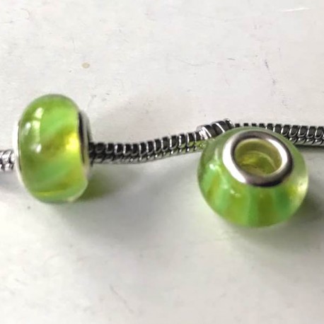 Perle de verre verte bandes jaunes style Pandora - à l'unité