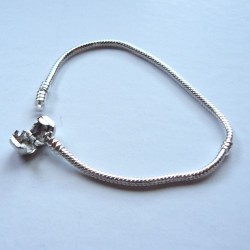 Bracelet Mythique Fermoir clip 17 cm argenté clair