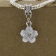 Métal pendentif Fleur émail blanc style Pandora - à l'unité